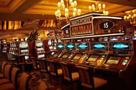 slot369 live casino dealer asli baccarat roulette blackjack streaming HD